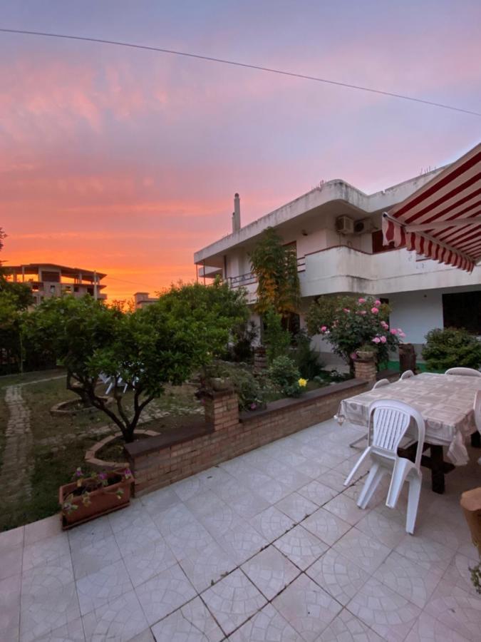 Villa Franca Reggio di Calabria Luaran gambar